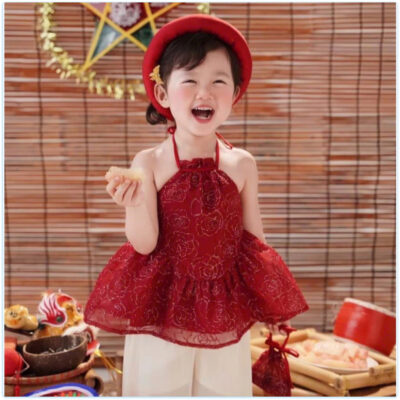 quàn áo cổ yếm